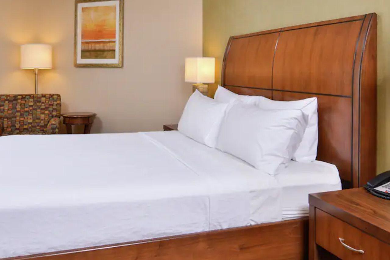 Hilton Garden Inn Boise Spectrum Exterior foto