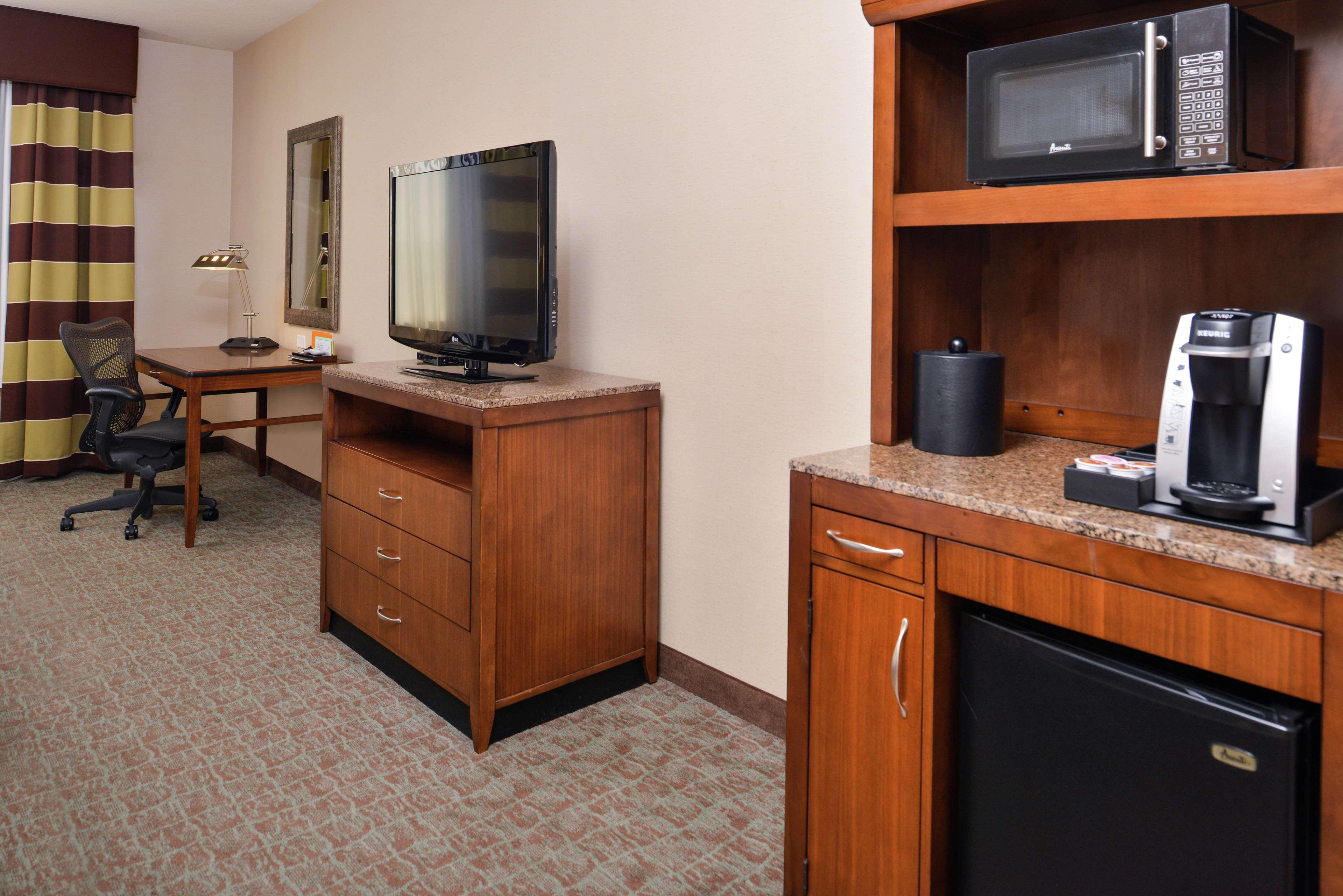 Hilton Garden Inn Boise Spectrum Exterior foto