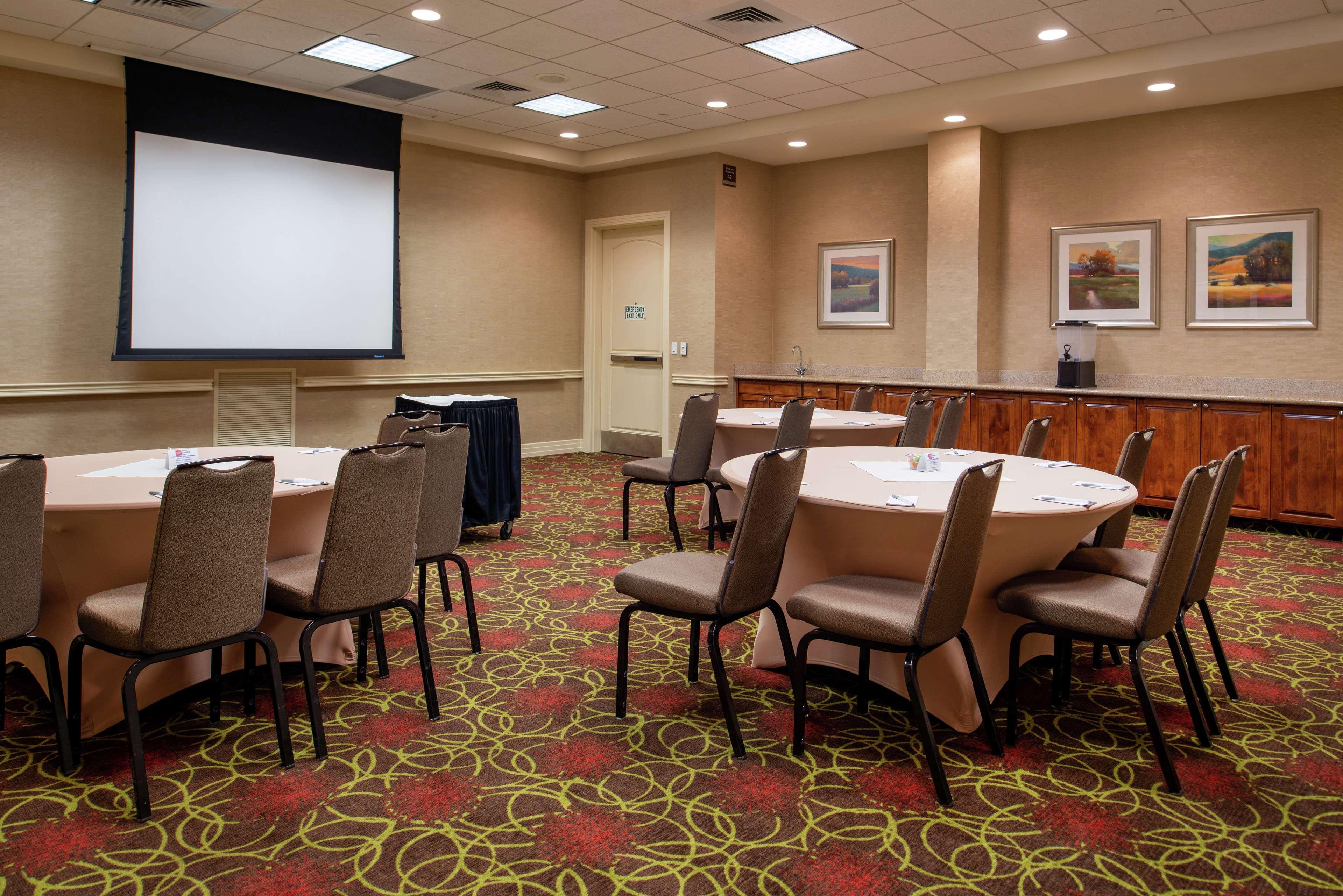 Hilton Garden Inn Boise Spectrum Exterior foto