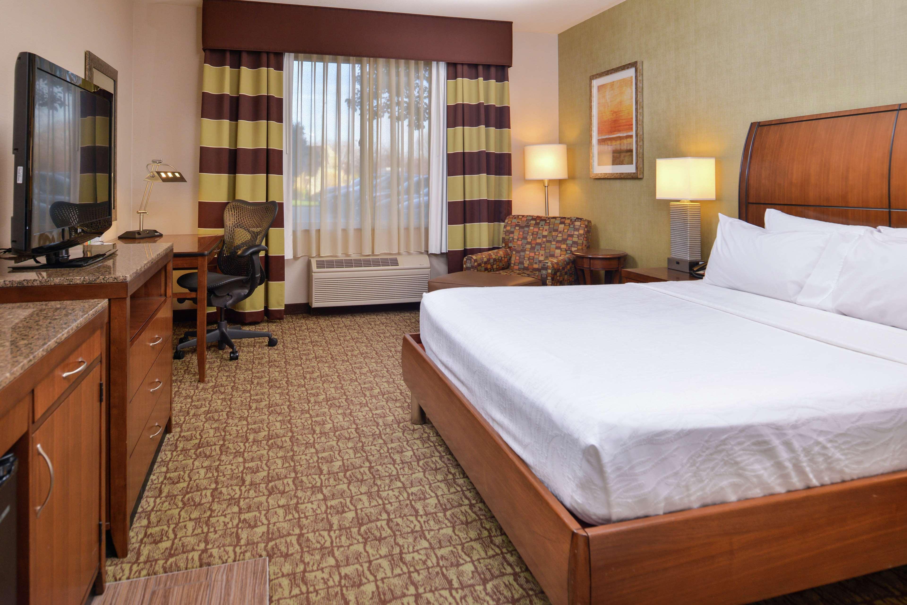 Hilton Garden Inn Boise Spectrum Exterior foto